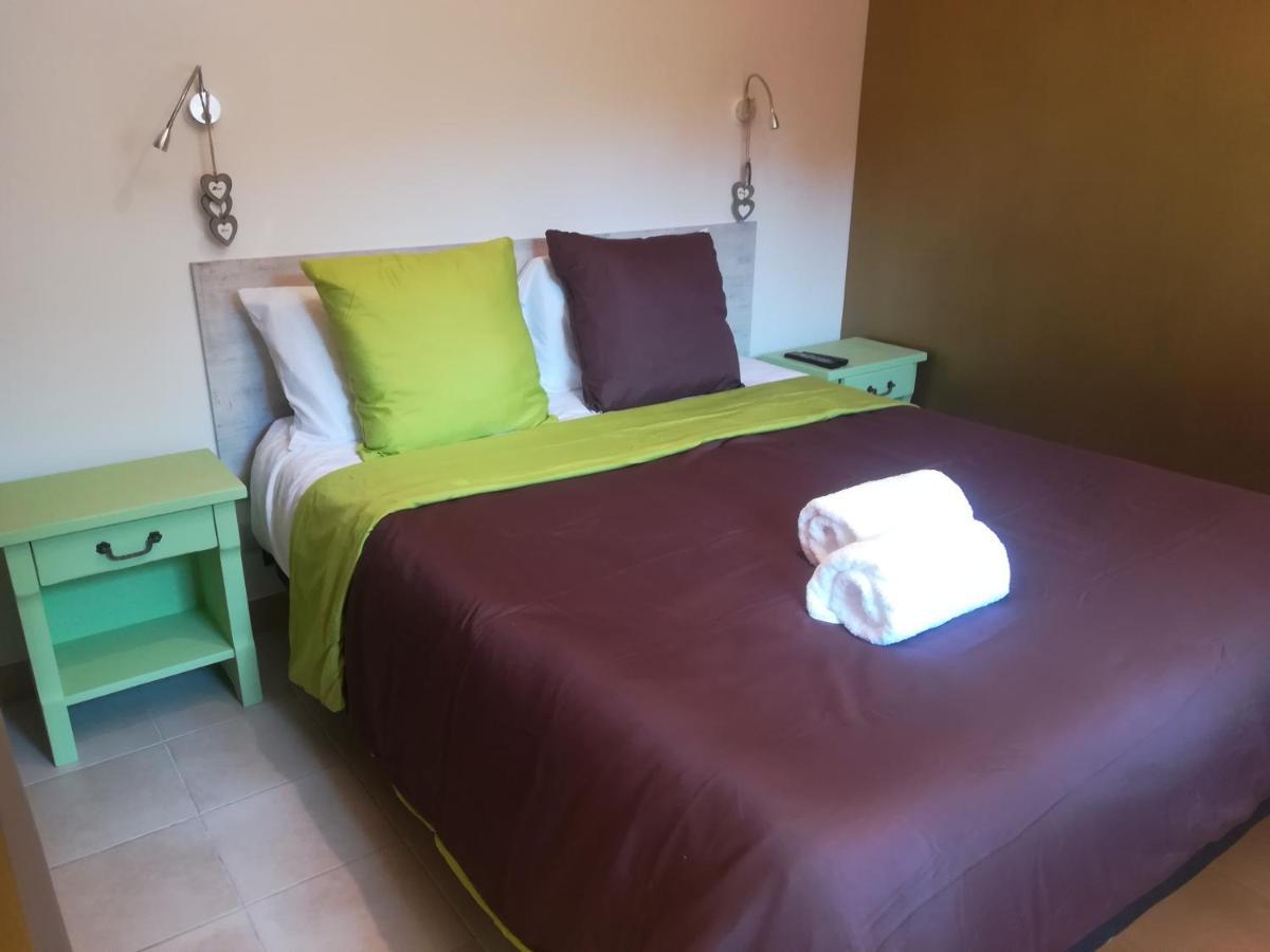 appartement avec Jacuzzi hammam sauna privatisé au rez de chaussée ds maison à Voglans à 2 kilomètres du lac du bourget en Savoie entre Chambéry et Aix les Bains cure thermale Camera foto